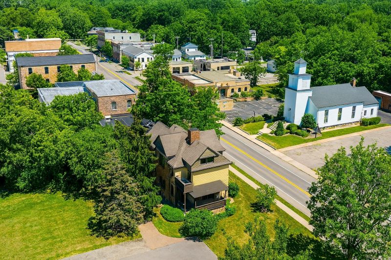 Local Handyman Assembly Service in Clarkston, MI